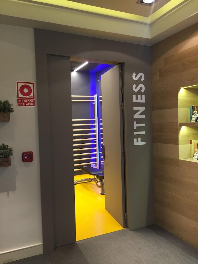 Habitus Hotel Leyre Pamplona Exterior photo